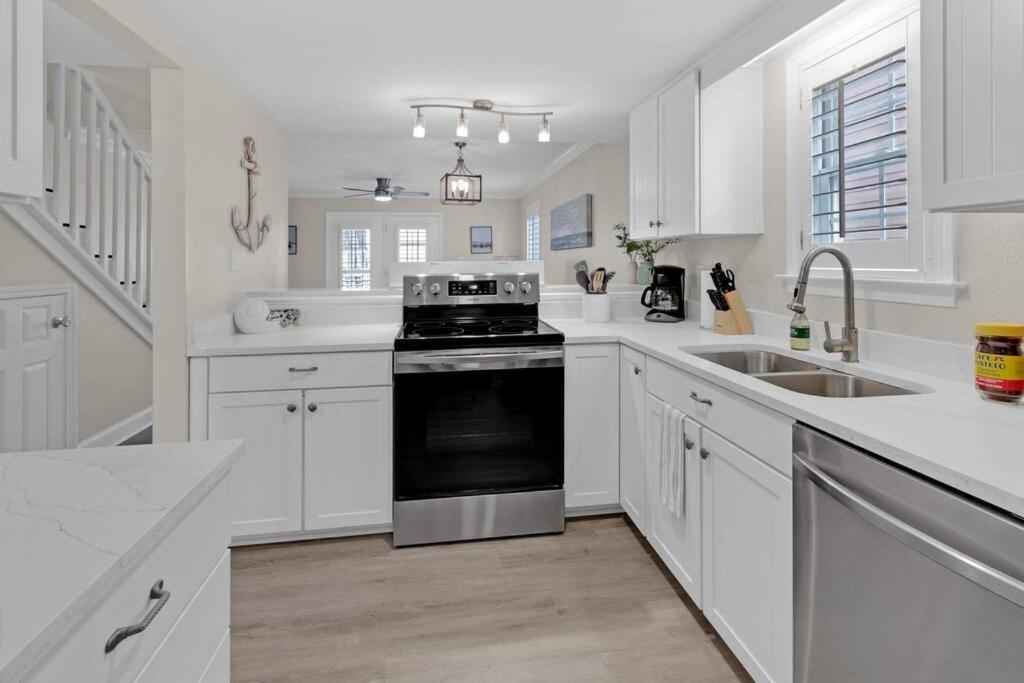 Charming Holiday Isle Destin Beach Access Townhome Eksteriør bilde