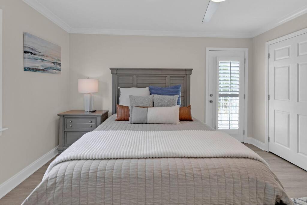 Charming Holiday Isle Destin Beach Access Townhome Eksteriør bilde