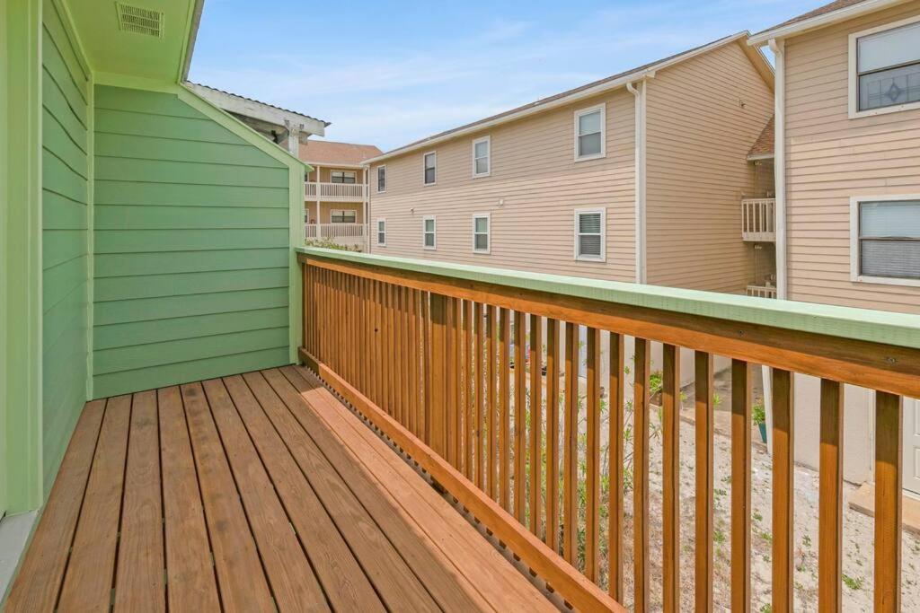 Charming Holiday Isle Destin Beach Access Townhome Eksteriør bilde